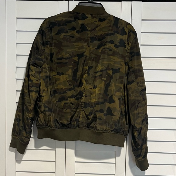 Bomber jacket - Picture 2 of 4
